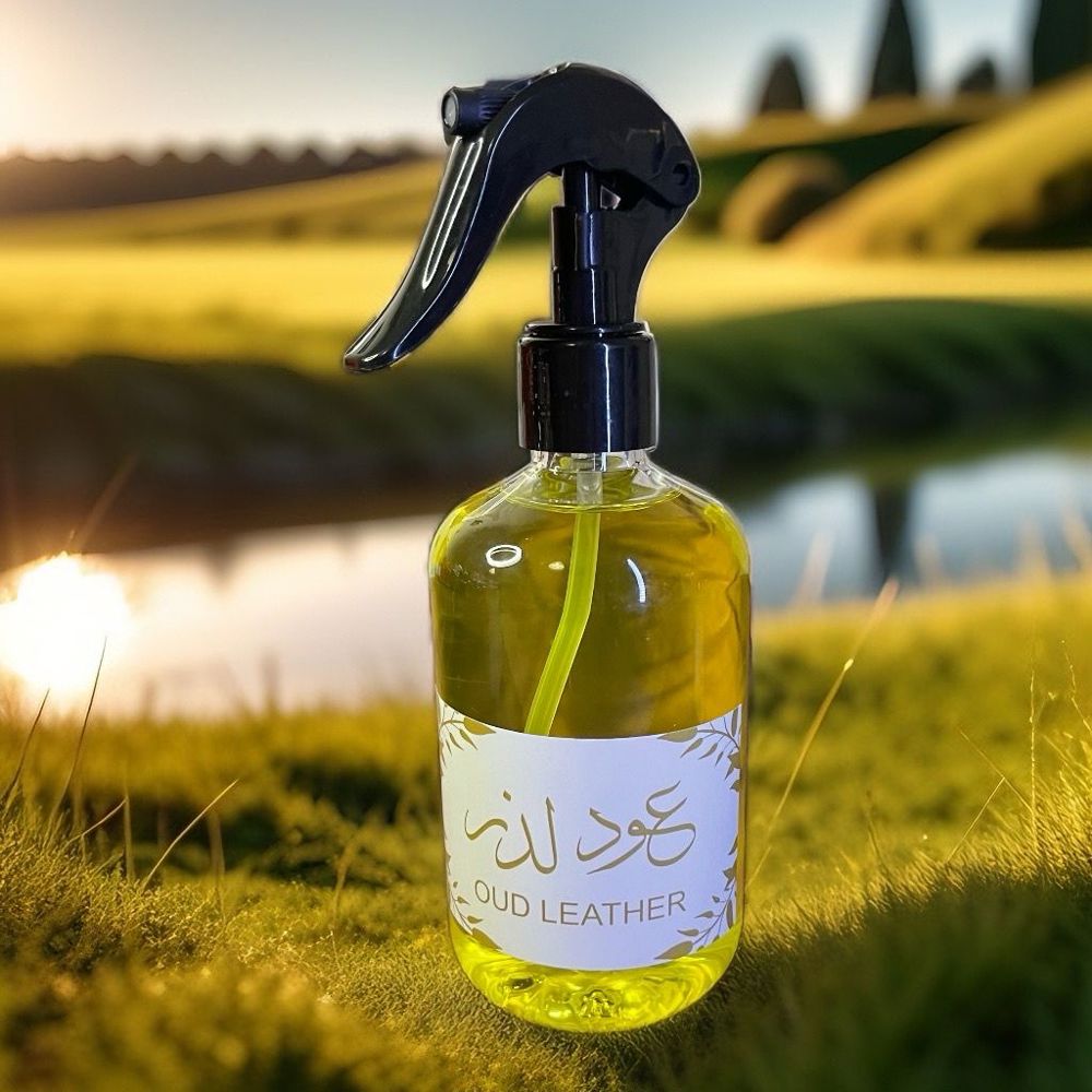 Oud leather